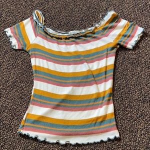 Short sleeve crop top